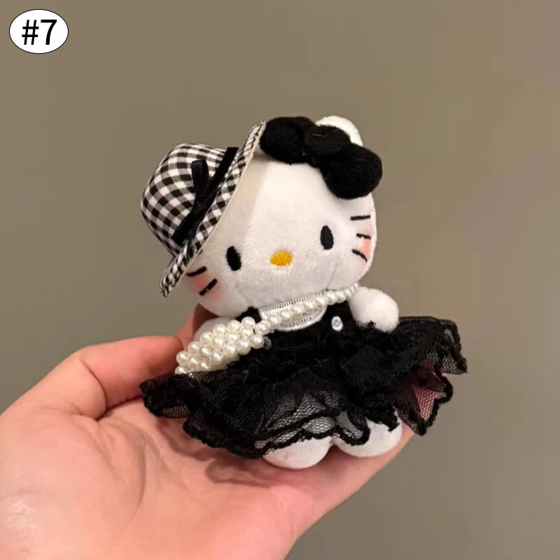 Winter Kitty Plush Keychain – Cute Scarf Cat Pendant, Soft Bag Charm & Car Decoration Gift