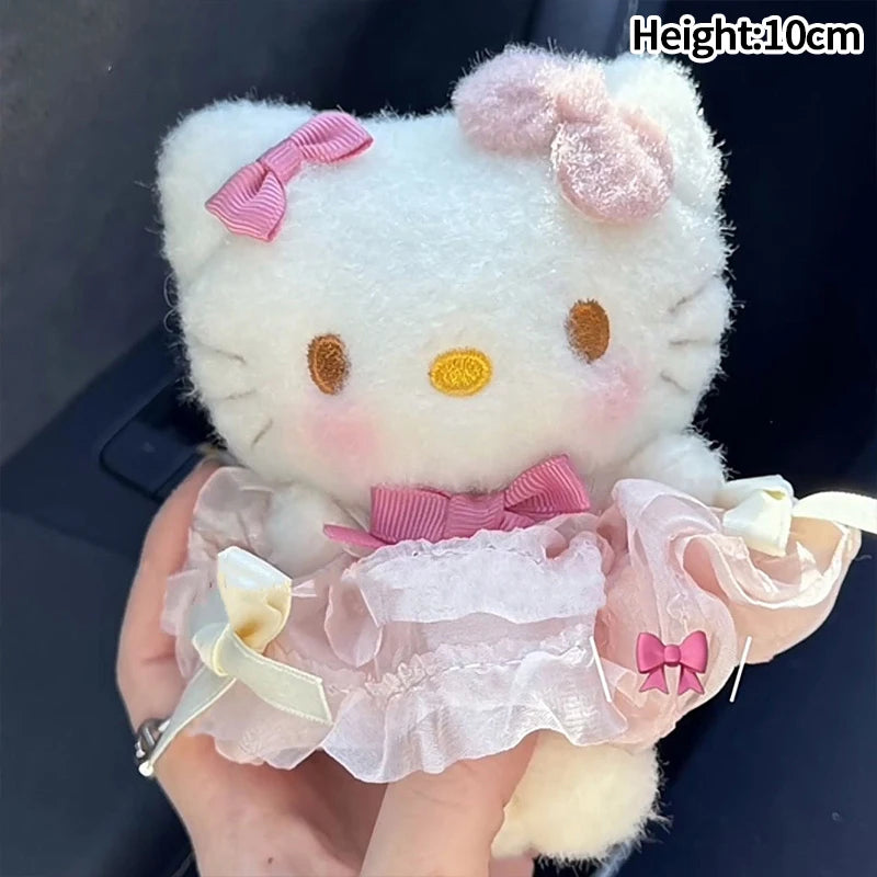 Winter Kitty Plush Keychain – Cute Scarf Cat Pendant, Soft Bag Charm & Car Decoration Gift
